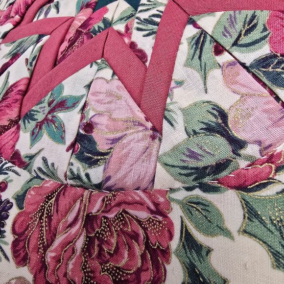 Handmade Quilted 14" Square Throw Pillow Floral Folded Star Starburst Pair 2 - Picture 7 of 11